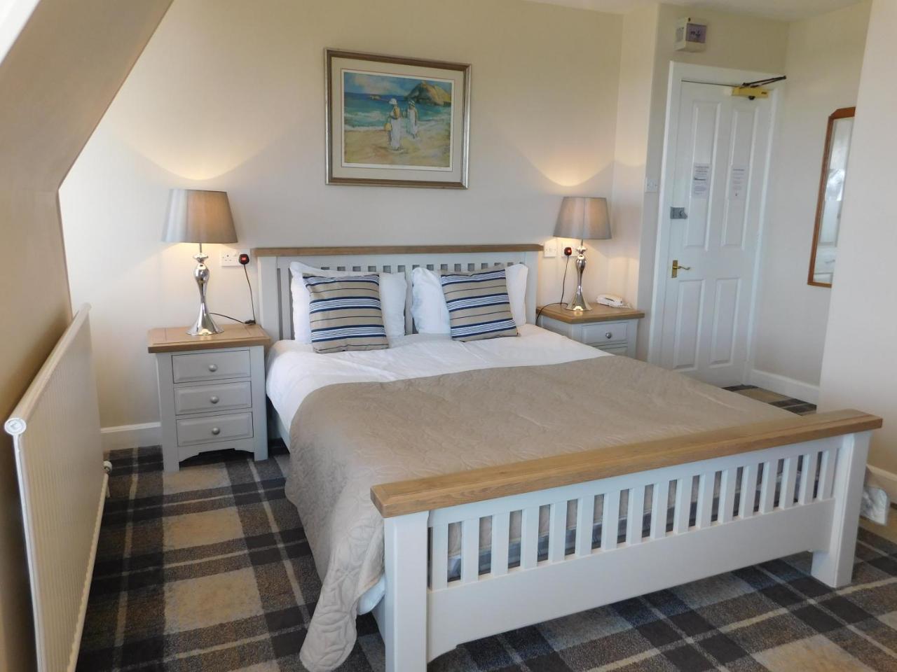 Bay Hotel 3*
